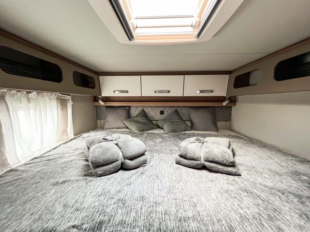 Rear double bed